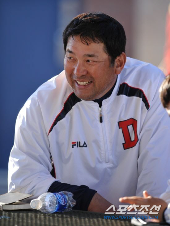 
	�Ϻ� ������ �ƻ����Ź��� �λ� ���� ������ġ�� �ѱ� �߱� �����⸦ �뼭Ư���ߴ�. ���������� DB


