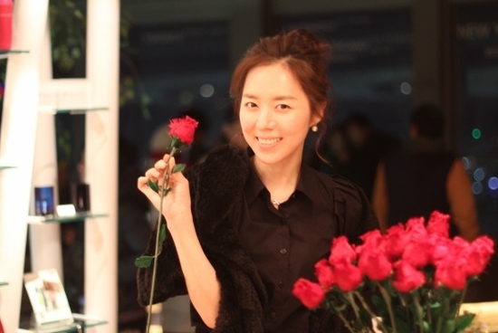 
	�־ָ��� �Ƴ��, ���� 6�� 'ȭ��'.."������ â ������ ���"
