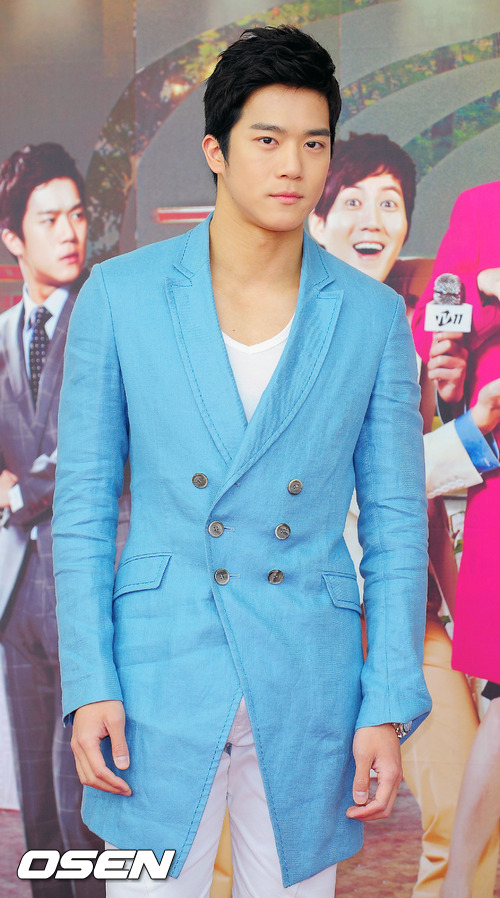 
	��ģ�� �ϼ��� �� �������� �� �����Ĺ��̡� �Կ� ���͡�
