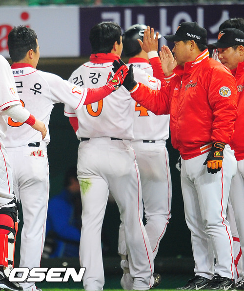 
	'���� ������ ��' �̸���, "�ٿ찡 ���� �� �˾Ҵ�"
