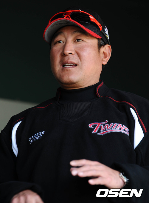 
	�����, ��������� �ҵ鿡�� �̾��ϴ١�
