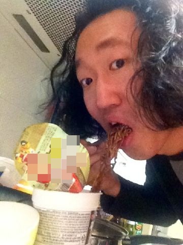 
	�����, ¥���Ŷ�� �Դ� '���� ����'.."���� ���.."
