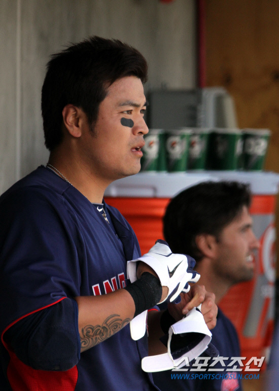 
	�ڷ����. �̱� ���������� Ŭ�������� �ε�𽺿� �ٰ� �ִ� �߽ż� ����. /����������
