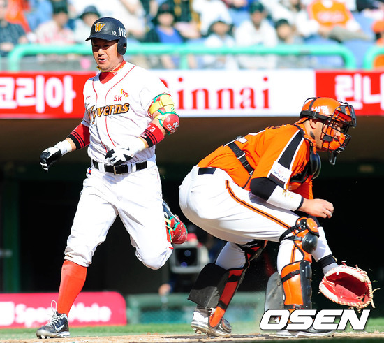 
	SK ��ġ��, ���� ù �׶��� Ȩ�� �޼�
