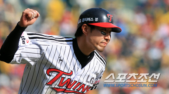 
	���ξ߱� KIA�� LG�� ��Ⱑ 15�� ���� ��Ǿ߱��忡�� ��������. 6ȸ�� �������� �ַ����� ������ �ָ��� �Ҳ� ��� �ִ�.

���=���ؿ� ���� noodle@sportschosun.com/2012.04.15/


