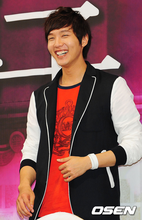 
	������ "���ڷ� '���������� ����' ĳ���õƴ�"
