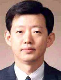 1심 깨고 곽노현에 실형 선고한 김동오 부장판사는?