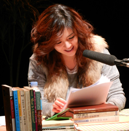 
	������ ���� ���з� �������忡�� ���� SBS �����ܼ�Ʈ���� ��� �������� �Ű���ǡ��𸣴� ���ε顯�� �а� �ִ�. /SBS ����
