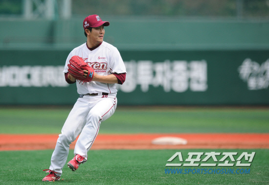 
	�ؼ� �躴���� 3ȸ�� ������ ���� Ÿ���� ��Ƴ� �� 1�翡 �۱��� �ϰ� �ִ�. ��=����� ���� cjg@sportschosun.com


