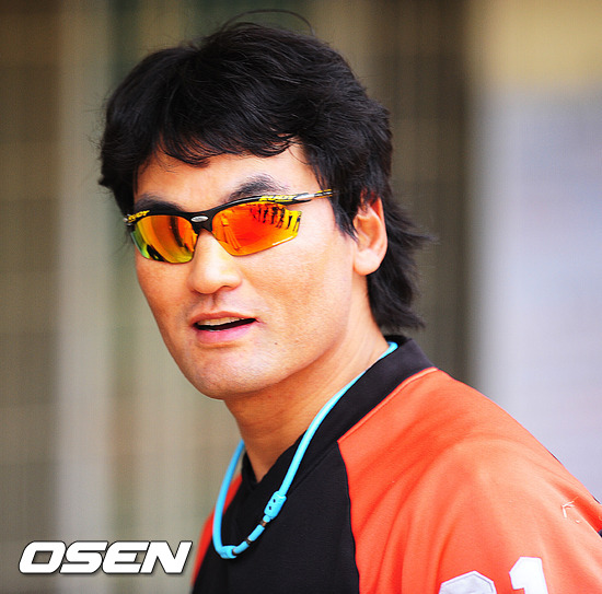 
	�Ѵ�ȭ "������ü �����", ����� "����ȣ �� ������"
