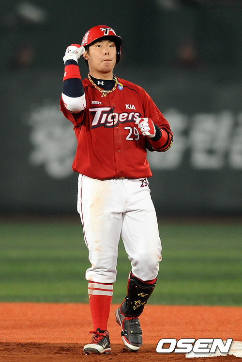 
	'������ ù ��' KIA, 5�� �·����ؼ� ���� ���׽ø���
