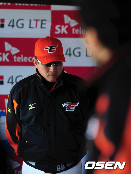 
	�ʹ� �ƽ��� �� �Ѵ�ȭ ����, "Ÿ�� ������ �ƽ���"
