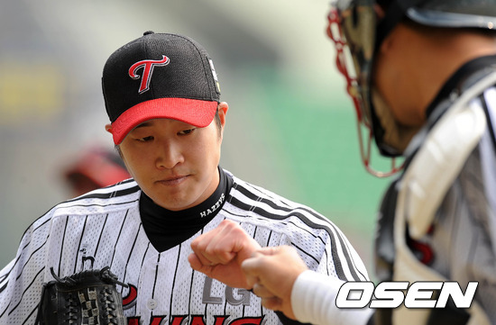 
	�����̽� ��� ȣ���� �̽¿�, LG ������ ��к��� �ǳ�
