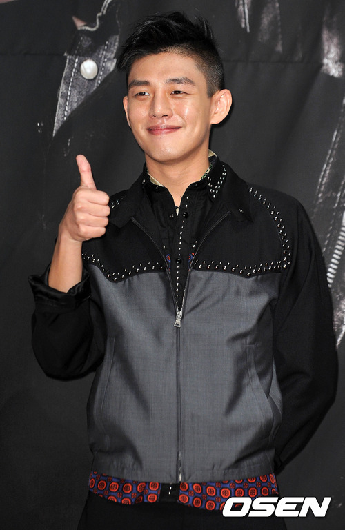 
	'�мǿ�' ������ "�������� �ΰ��� �������� �����ִ� �ι�"
