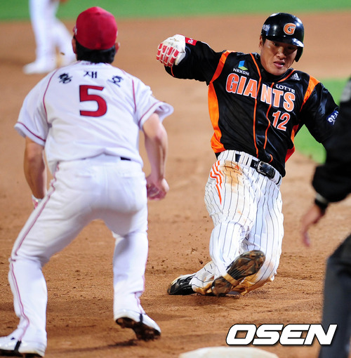 
	'3��Ÿ 3����' ������, "�׵��� Ÿ�ݰ��� ���Ҵ�"
