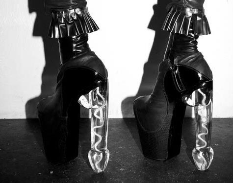 
	���̵� ������ �۳� 5�� �̱� '�Ƹ޸�ĭ ���̵�'�� ���� ���� ����� �ڱ��� �� �������� �Ű� ��Ÿ���⵵ �ߴ�. '���̵� ���� �ڽ�(Void of Course)'�� ���� �� �������� �� 4500�޷��� �˷��� �ִ�. /��ó: ���̵� ���� �ڽ�
