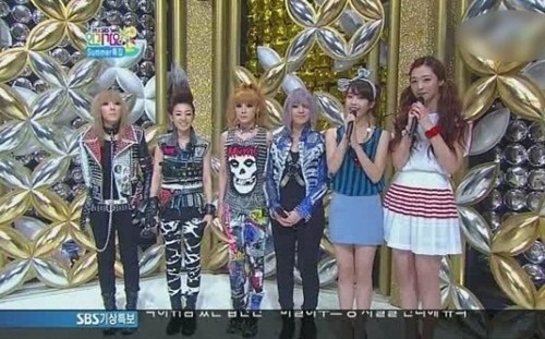 
	����, 2NE1�� Ű ���塦 Ű�� �󸶱⿡?
