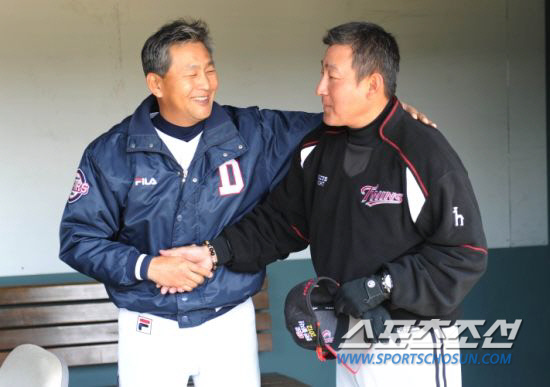 
	�λ�� LG�� �ý��� ��ǰ���� ��� ���� ����Ʈ�����࿡ �������� ��밡 �������. �ù���⼭ ���� ����� ������ �����ϰ� �ִ� ������, ����� ����. ���������� DB


