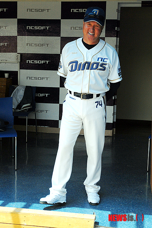 
	
                Ȱ¦ ���� �ִ� ��湮 ����
            
