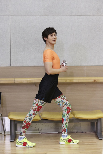 
	'���Ĺ���' ����, �ɹ��� ����κ� ���� '���'
