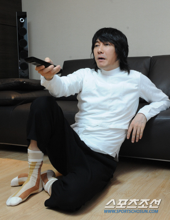 
	�ֹ��� ���� deer@sportschosun.com 


