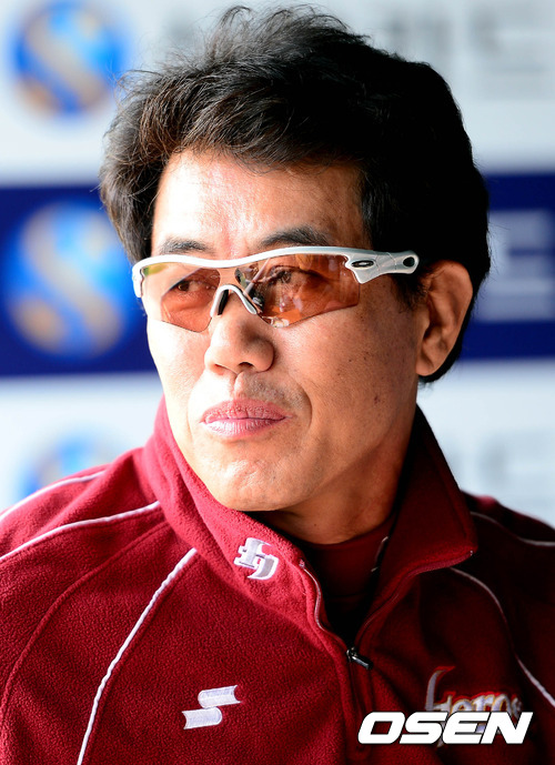 
	�����, "���ºκ��ٴ� �̱�� �;���"
