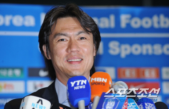 
	ȫ���� ���� 10�� �ֱ� '���'�ִ�, ���ذ� �� ��
