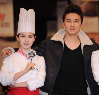 
	SBS 'ȣ�ڲɴ��'�� �Բ� �⿬�� ����� �ڽ���(����)�� ������. ����������DB


