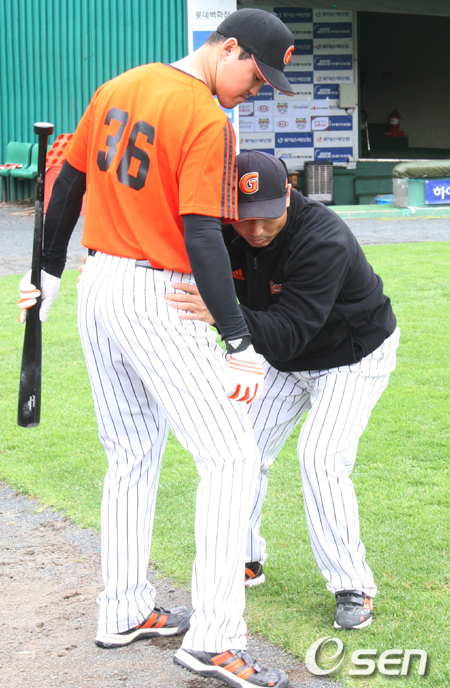 
	"���� �� �տ��� �����", �Ե� ������ ��ġ�� ����
