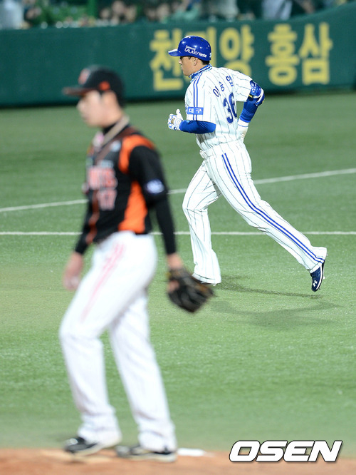 
	�̽¿�, ���� 4ȣ Ȩ�� ��!
