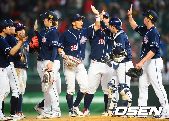 
	�λ�, 740�� ���� ���Ʈ���̽� 1�� �ڸ�
