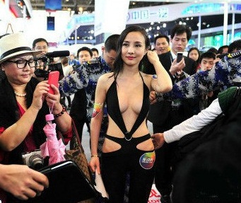 
	����� 'ġ�����' �мǿ� ��Ƽ�� '���'
