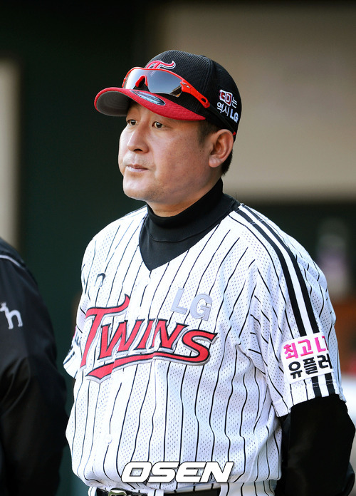 
	LG, �� ���𿡵� �ؼ��������� �Ǹ��� ��ӵǳ�
