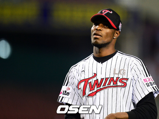 
	LG, �� ���𿡵� �ؼ��������� �Ǹ��� ��ӵǳ�
