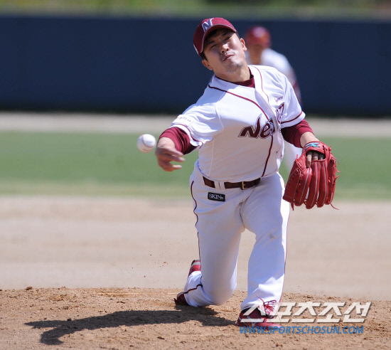 
	27�� ���� ���� ���� ���̽�����ũ���� 2012 ǻó������ �ؼ��� KIA�� ��Ⱑ ���ȴ�. �ؼ��� �������� �躴���� KIA Ÿ�ڵ��� ���� ������ ���� ������ �ִ�.

����= ���� ���� kyungmin@sportschosun.com / 2012.4.27.


