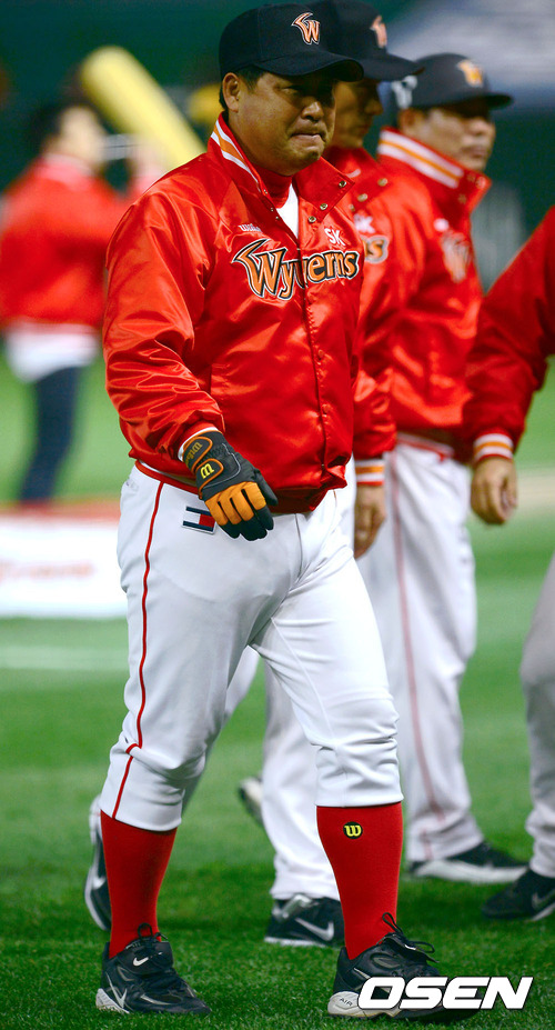 
	'4���� �� ù ��' �̸���, "�������� �������"
