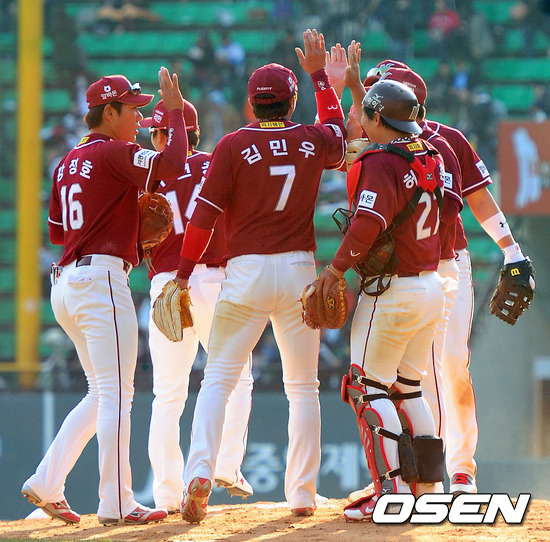 
	'�߰ſ� �ؼ�', ������ Ÿ���� ���� Ȱ��
