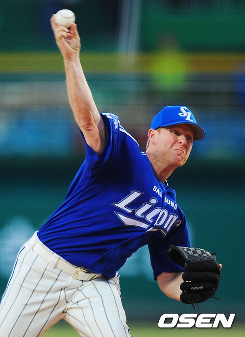 
	���� ������ �ٶ󺸴� �Ｚ�� SK�� �ٸ� �ð�
