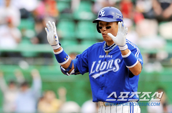 
	���ξ߱� �Ｚ�� SK�� �ָ� 3���� ������ ��Ⱑ 29�� ��õ ���о߱��忡�� ��������. �̽¿��� 6ȸ�� 2�� 1,2�� ����� 2Ÿ�� ������Ÿ�� ������ 2����� �����ߴ�.   ��õ=���ؿ� ���� noodle@sportschosun.com


