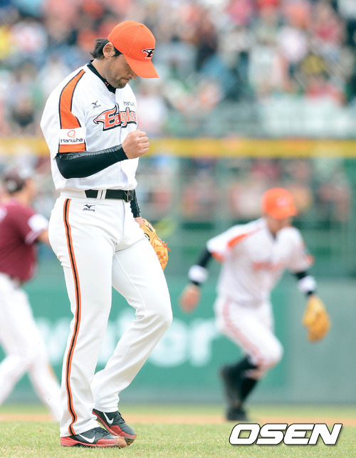 
	��ȭ ��Ī������ �̱�����, "����ȣ�� ���޾ƶ�"
