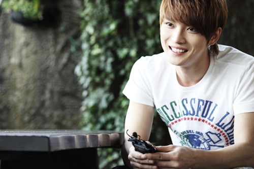 
	JYJ ������, ���� 5�� �븸�� '�ܵ� �ҹ���'
