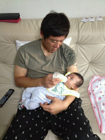 
	�Ƶ鿡�� ������ ���̰� �ִ� ������.    ��������=������


