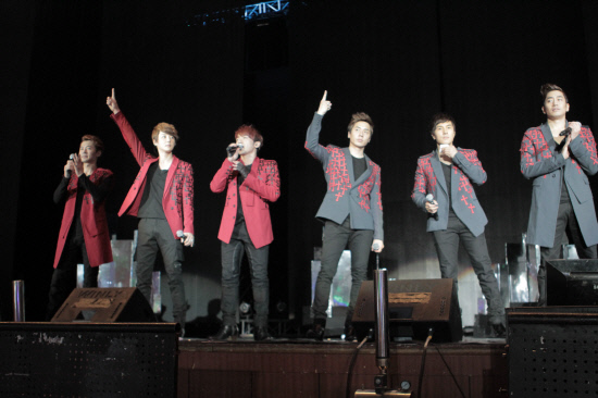 
	�׷� ��ȭ. ��������=��ȭ���۴�


