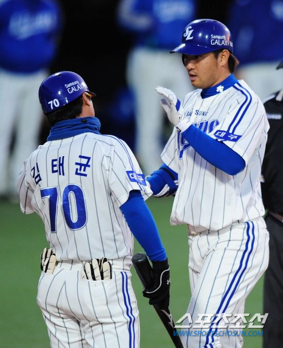 
	�Ｚ ä������ ������ �������� �ٽ� ��Ÿ�� �Ʒ��� �ߴ��ߴ�. ����� ���� cjg@sportschosun.com


