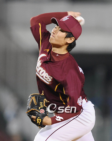 
	'SK��' ������, "�̸� �ٲٰ� �� Ǯ���׿�"
