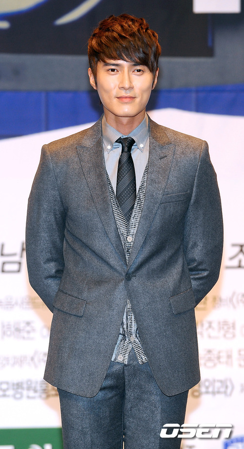 
	'���޵�' ������ "'�극��' �������� ���� �ٸ� �ǻ��"
