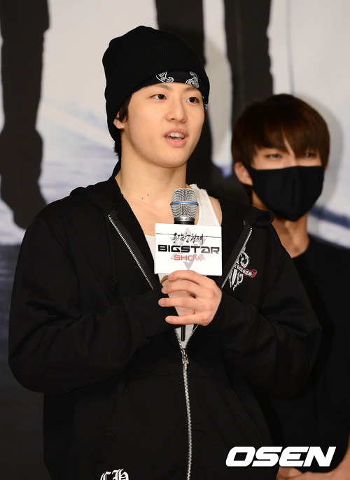 
	'����' ��Ÿ "�Ѹ���..�츮�� �������� ���� ��"
