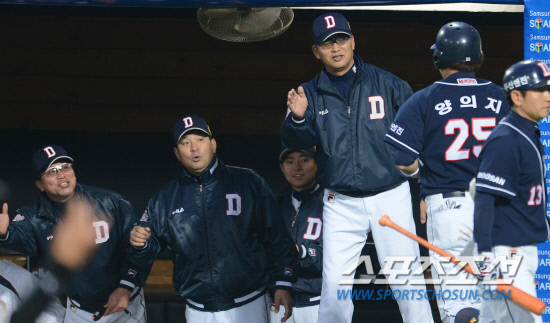 
	�λ� ������ ������ 2ȸ�� ���� ������ �ø��� ������ �������� �¾��ְ� �ִ�. �뱸=���ؿ� ���� noodle@sportschosun.com


