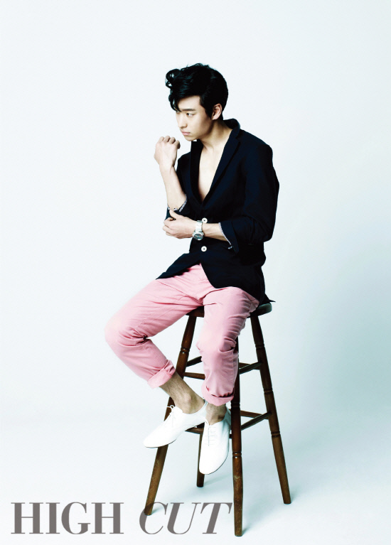 
	�������� ������ ȭ���� ���� ù��� ������ �����ߴ�. ��������=������


