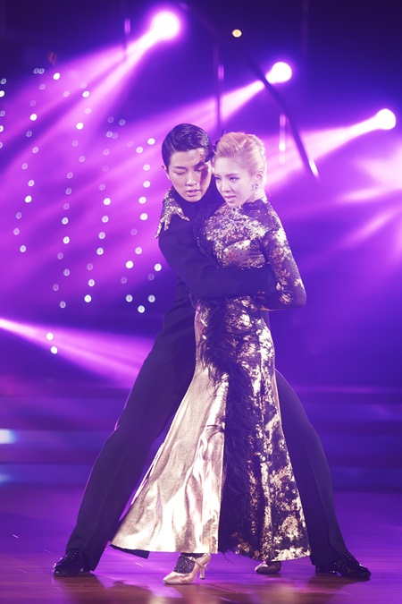 
	'���̽�Ÿ2' ȿ��, ��Ų�� ������ϴ��� '����� ���α�'
